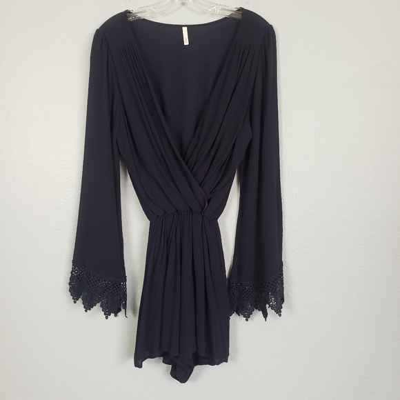 SAGE Faux Wrap Chrochet Long Sleeve Romper Navy Sz S Whimsigoth Stevie Nicks - Picture 1 of 10